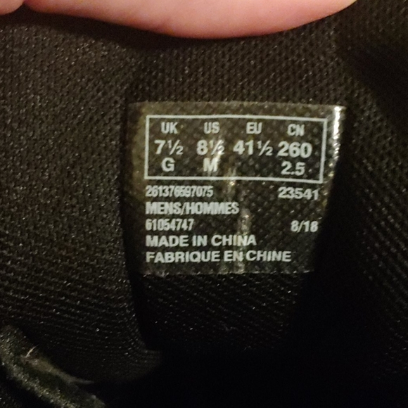 Clarks Men's waterproof boots - Picture 5 of 5